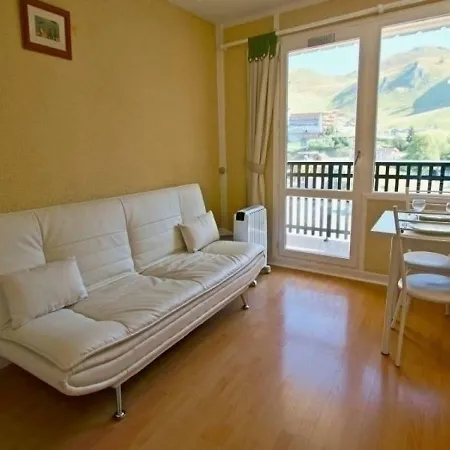 Apartment Le Vernon 4 *